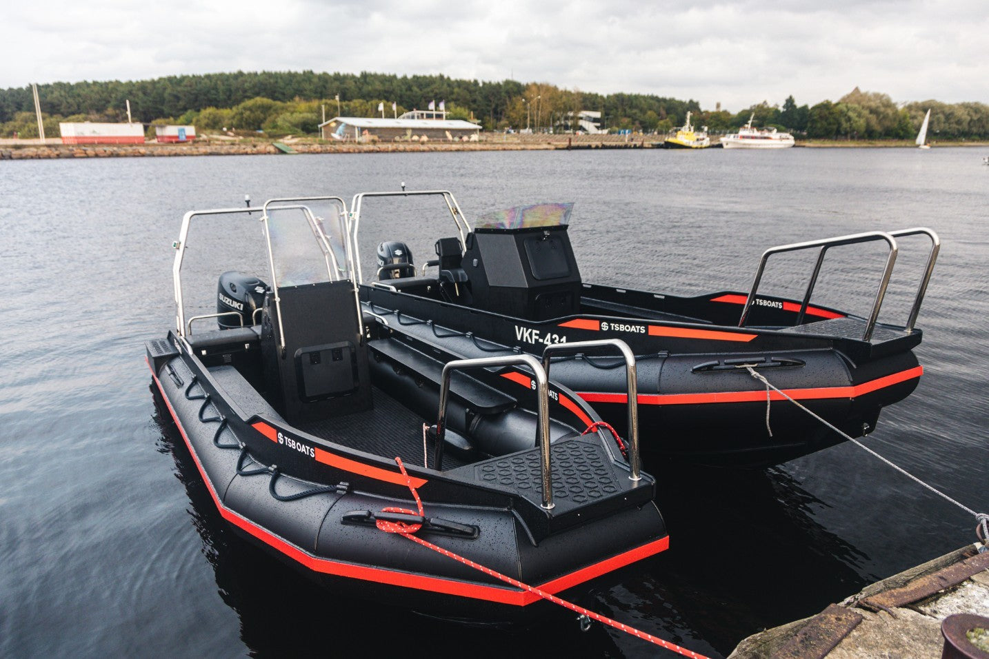 TS Standard Line HDPE Workboat